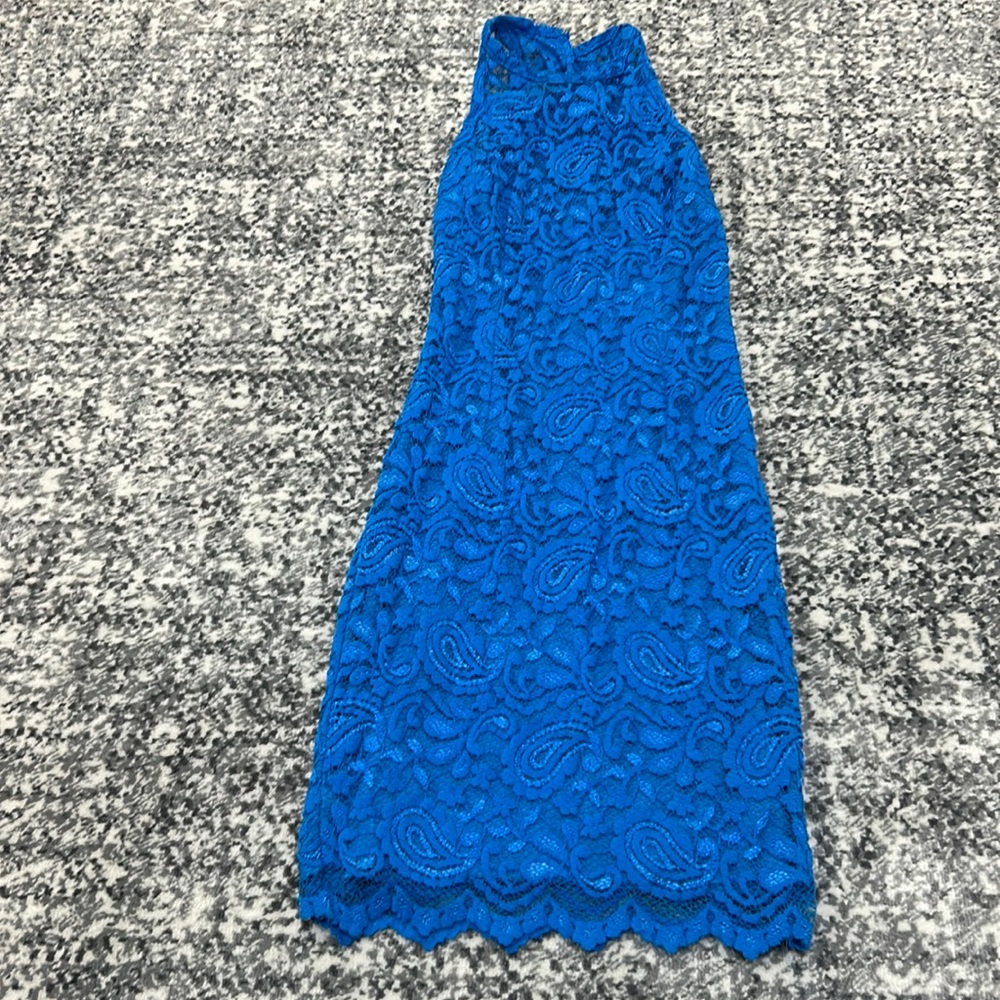 Blue laced gilbergilmore dress